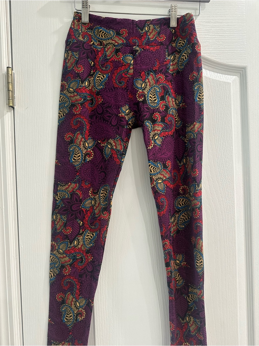 LuLaRoe Purple Paisley Print Leggings with Red, Teal & Gold Accents
